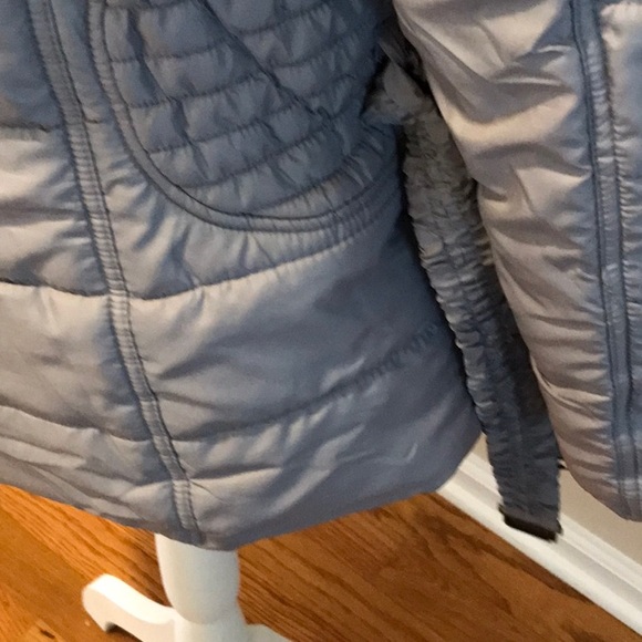 Hooded Quilted Winter Jacket~🔘 - Picture 5 of 9